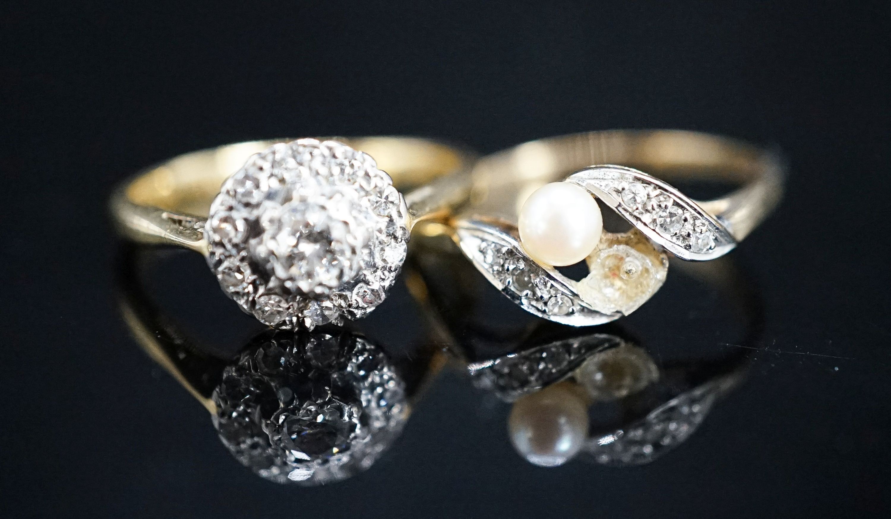 An 18ct & plat, diamond cluster ring, size L/M, gross 2.9 grams and one other 9ct ring(a.f.), gross 1.3 grams.